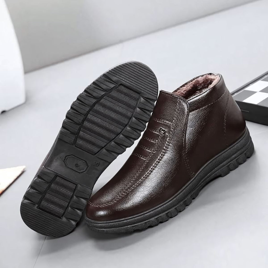 Bota Masculina de Inverno Fiorinni Forrada em Lã
