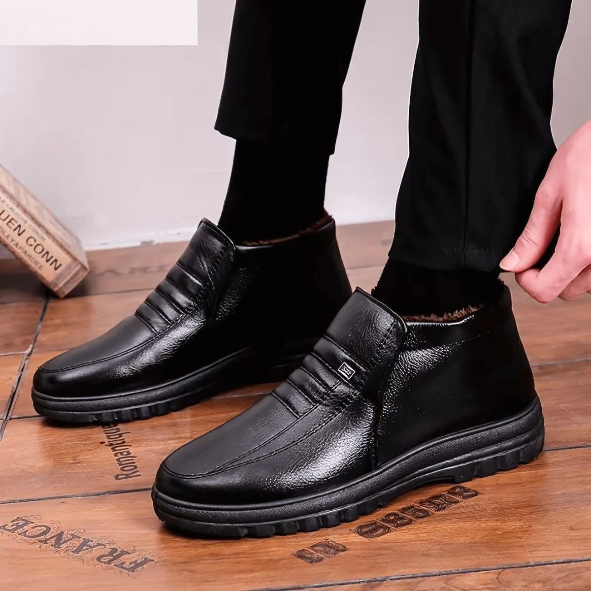 Bota Masculina de Inverno Fiorinni Forrada em Lã